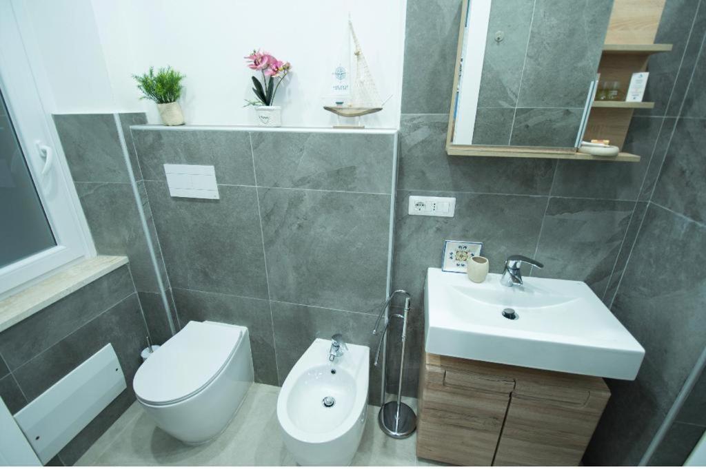 Via Cino Cagliari Hotel Bagian luar foto